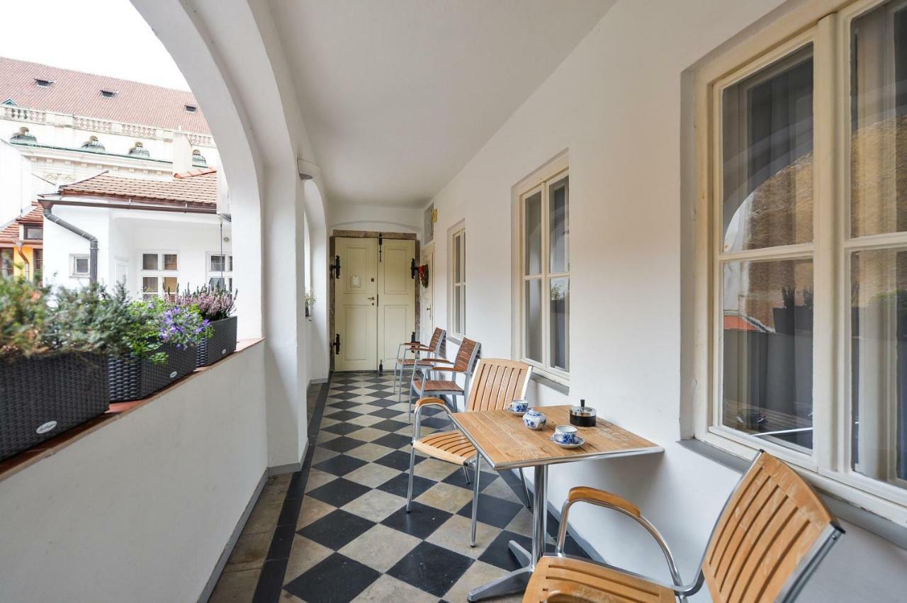 Romantic Apartment Prague Near Charles Bridge 外观 照片